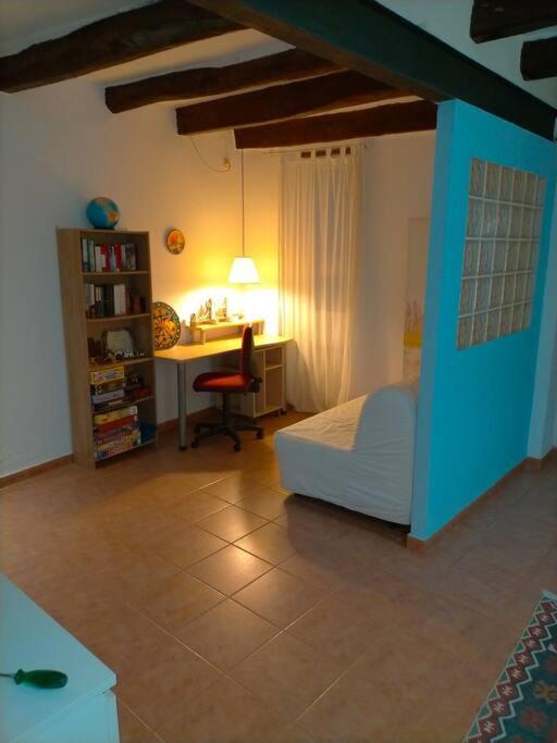 Preciosa Casa De 2 Pisos A 50 Metros De La Playa Villa Canet De Mar Exterior photo